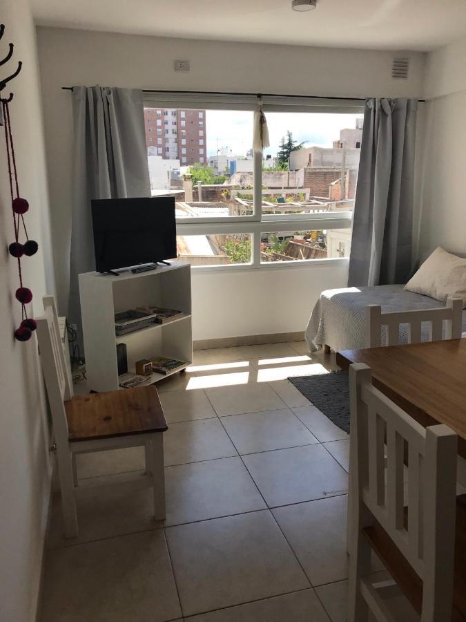 Dto Nuevo Barrio Universitario II , Wifi Y Cochera-Check In Express-Pet Friendly Bahía Blanca Exterior foto